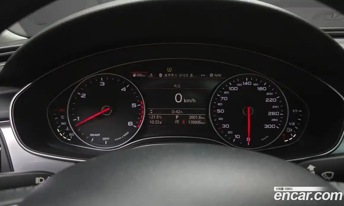 Audi A6 2015 3.0 автомат (гидро), фото 8