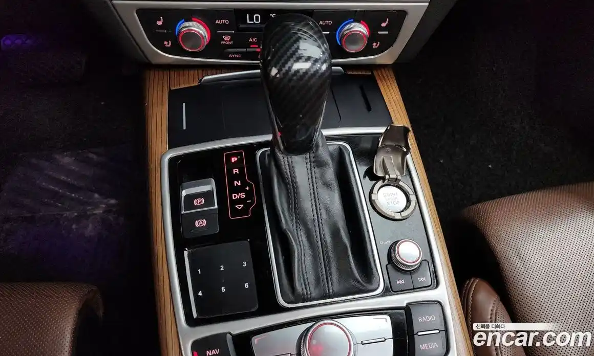 Audi A6 2015 3.0 автомат (гидро), фото 9