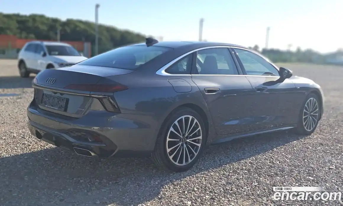 Audi A6 2026 2.0 автомат (гидро), фото 3