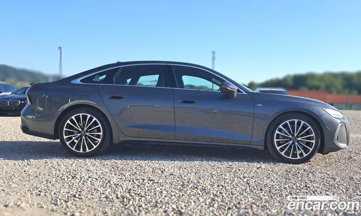 Audi A6 2026 2.0 автомат (гидро), фото 4