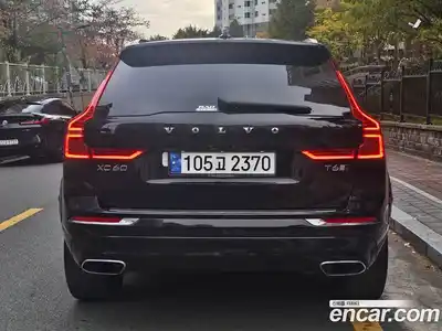 Volvo XC60 2018 2.0 автомат (гидро), миниатюра 4