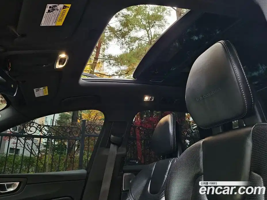 Volvo XC60 2018 2.0 автомат (гидро), фото 7