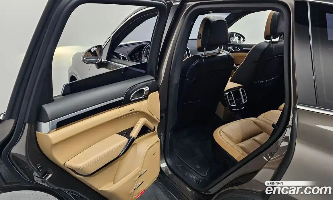 Porsche Cayenne 2016 3.0 автомат (гидро), фото 12