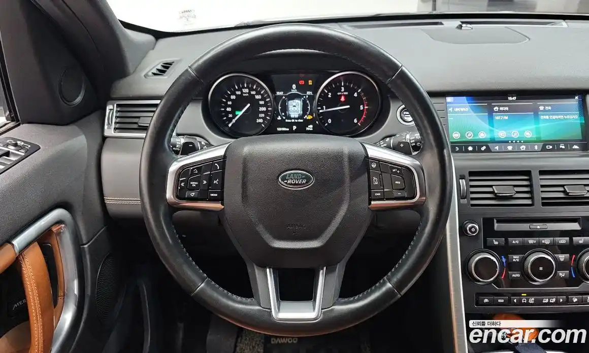 Land Rover Discovery Sport 2017 2.0 автомат (гидро), фото 13