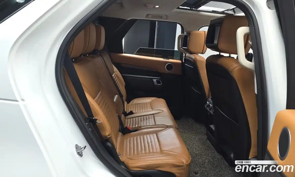 Land Rover Discovery 2017 3.0 автомат (гидро), фото 16