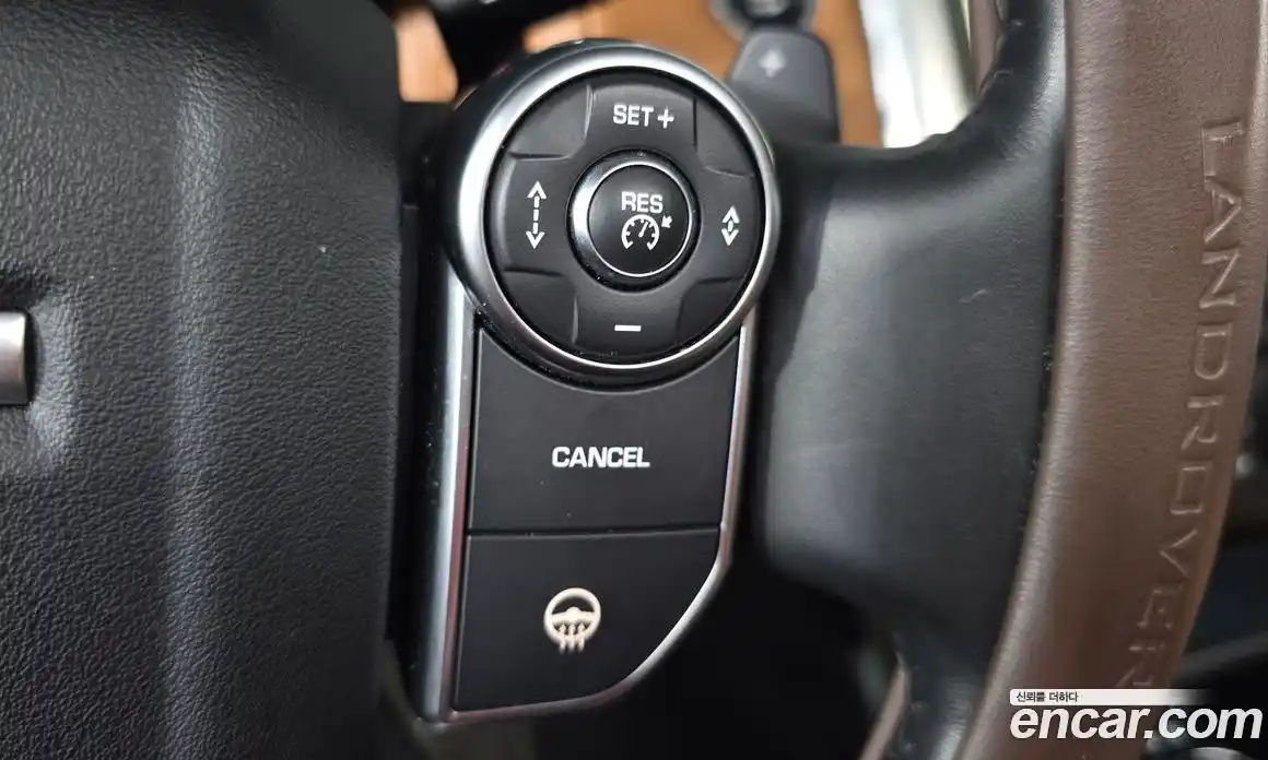 Land Rover Discovery 2017 3.0 автомат (гидро), фото 20