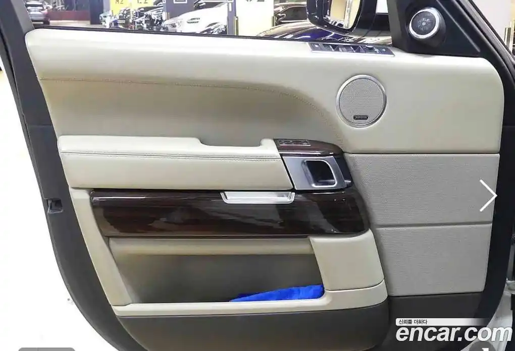 Land Rover Range Rover 2015 5.0 автомат (гидро), фото 9