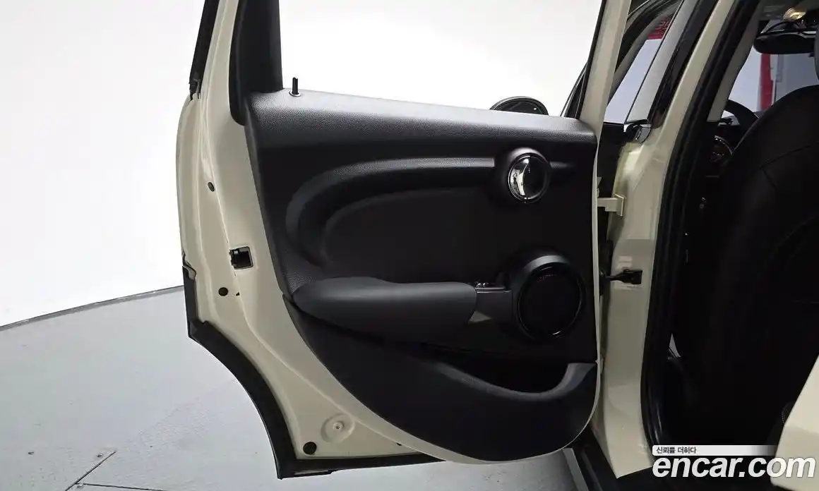 Mini Cooper 2019 1.5 автомат (гидро), фото 14