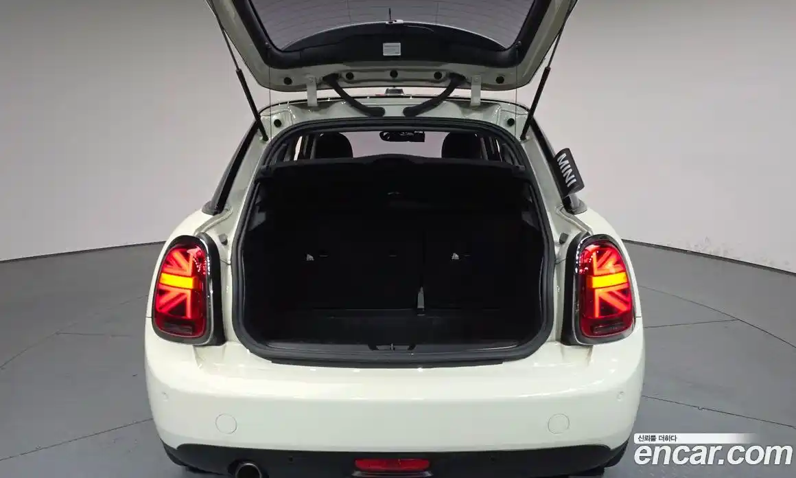 Mini Cooper 2019 1.5 автомат (гидро), фото 25