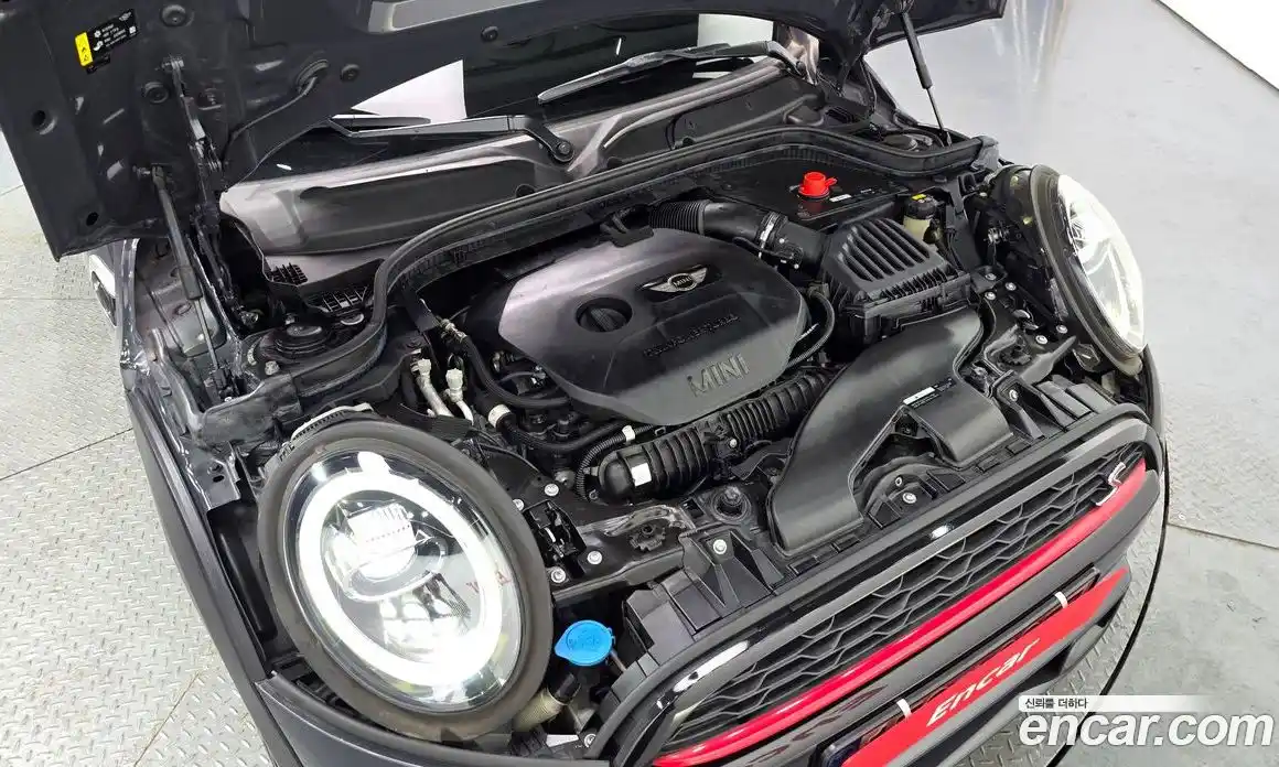 Mini Cooper 2019 2.0 автомат (гидро), фото 6