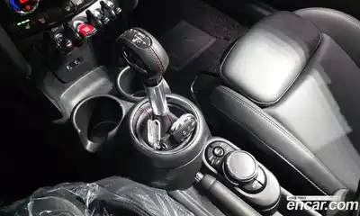 Mini Cooper 2019 2.0 автомат (гидро), миниатюра 9