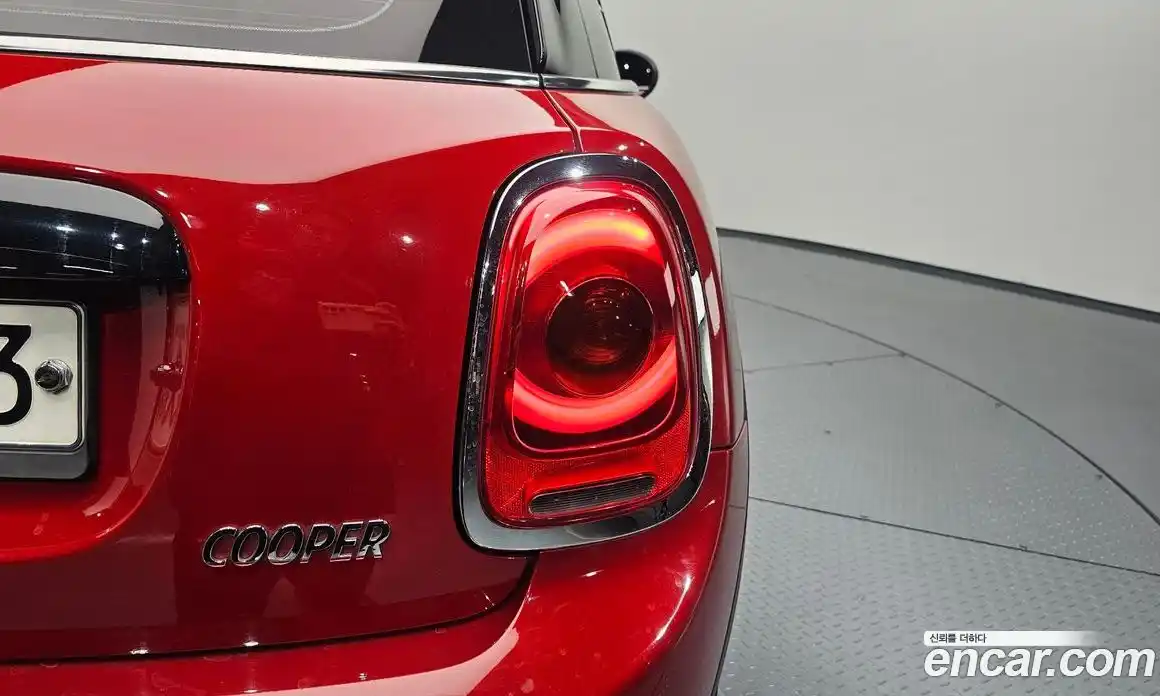 Mini Cooper 2017 1.5 автомат (гидро), фото 8