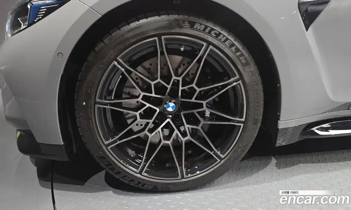 BMW M3 2026 3.0 автомат (гидро), фото 5