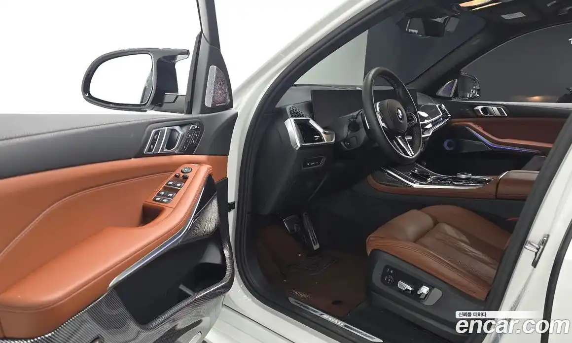 BMW X7 2025 4.4 автомат (гидро), фото 13