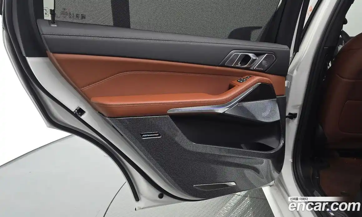 BMW X7 2025 4.4 автомат (гидро), фото 15