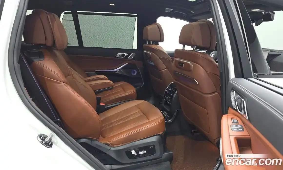 BMW X7 2025 4.4 автомат (гидро), фото 17