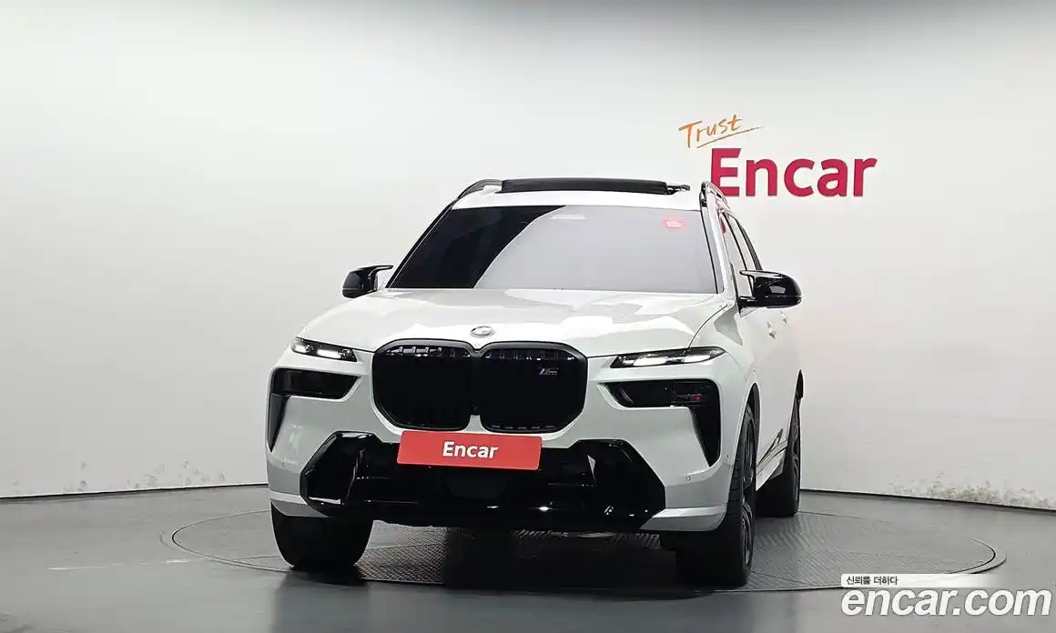 BMW X7 2025 4.4 автомат (гидро), фото 3