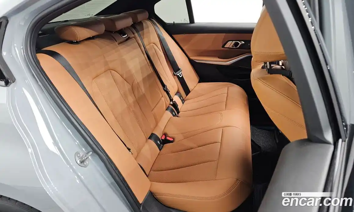 BMW 3 серия 2024 2.0 автомат (гидро), фото 17