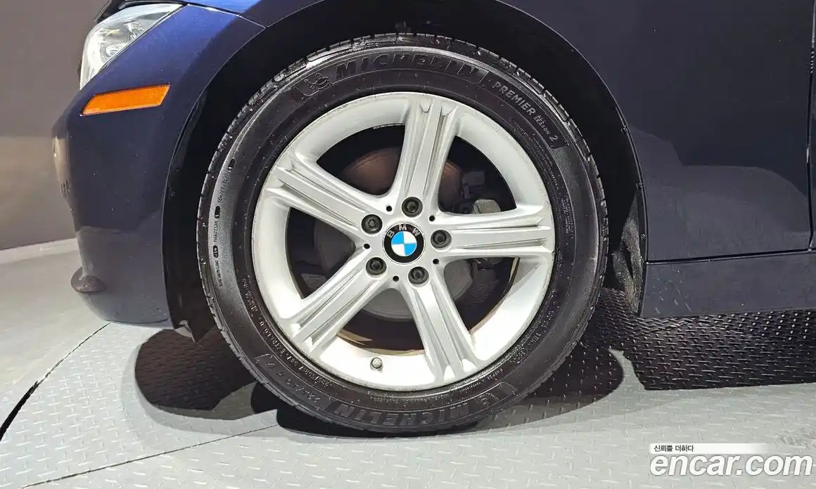 BMW 3 серия 2015 2.0 автомат (гидро), фото 5