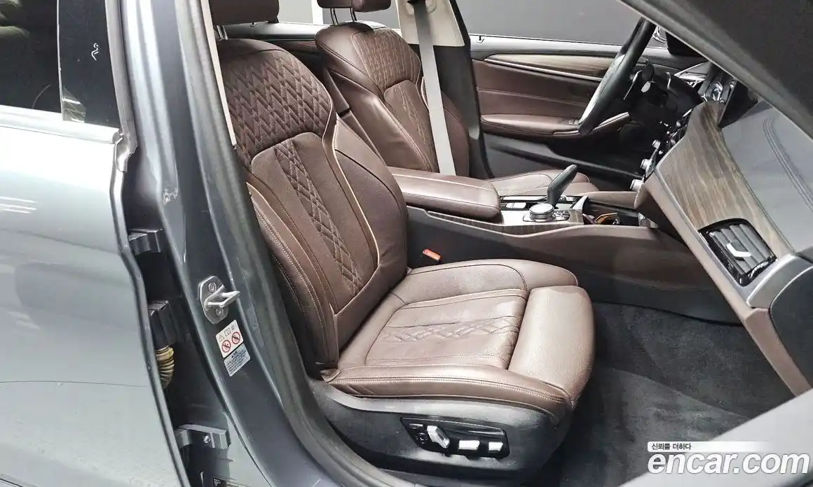 BMW 5 серия 2019 2.0 автомат (гидро), фото 17