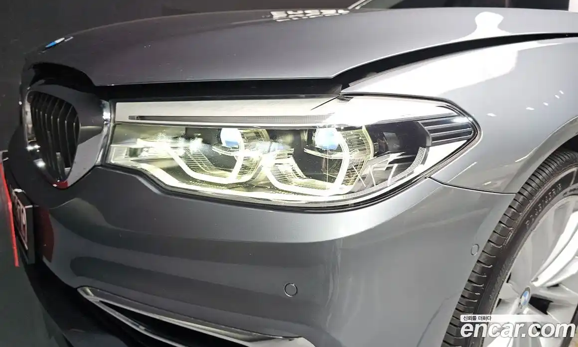BMW 5 серия 2019 2.0 автомат (гидро), фото 8