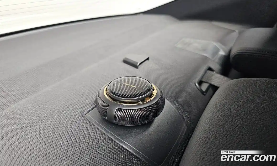 BMW 3 серия 2017 2.0 автомат (гидро), фото 28