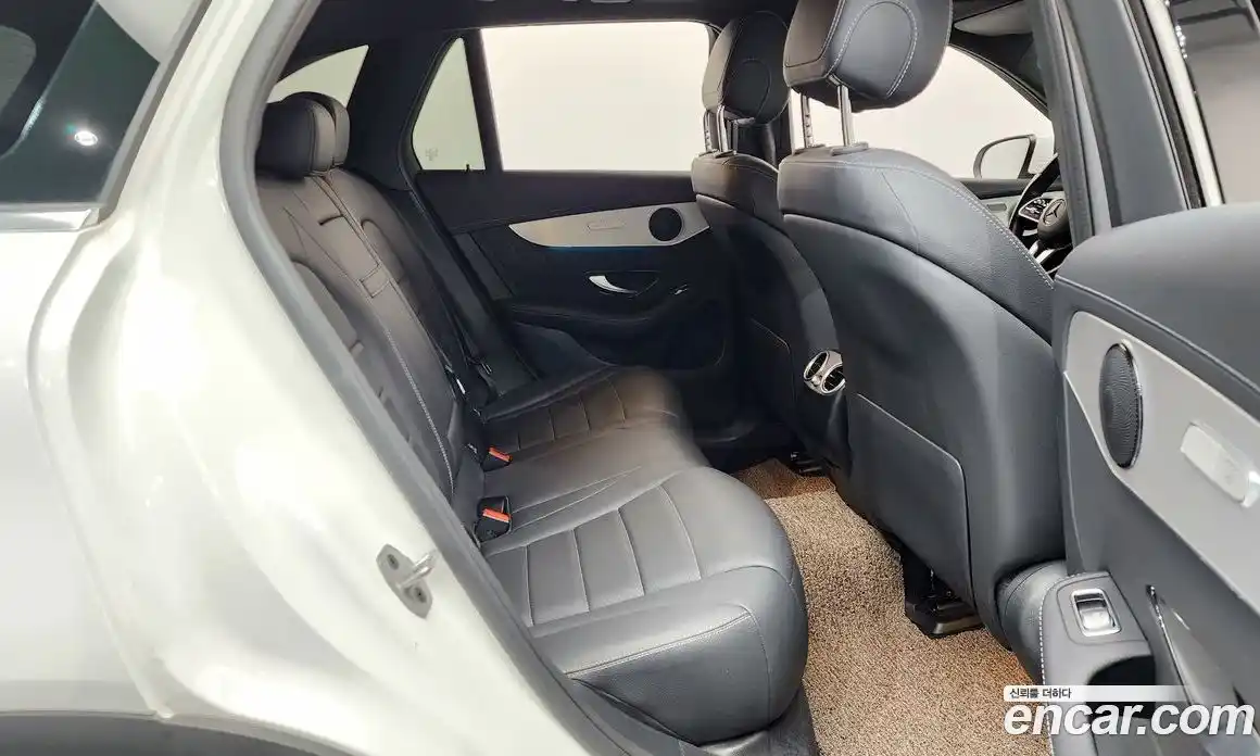 Mercedes-Benz GLC-Class 2022 2.0 гидро, фото 11 Mercedes-Benz GLC-Class 2022 2.0 гидро, фото 11