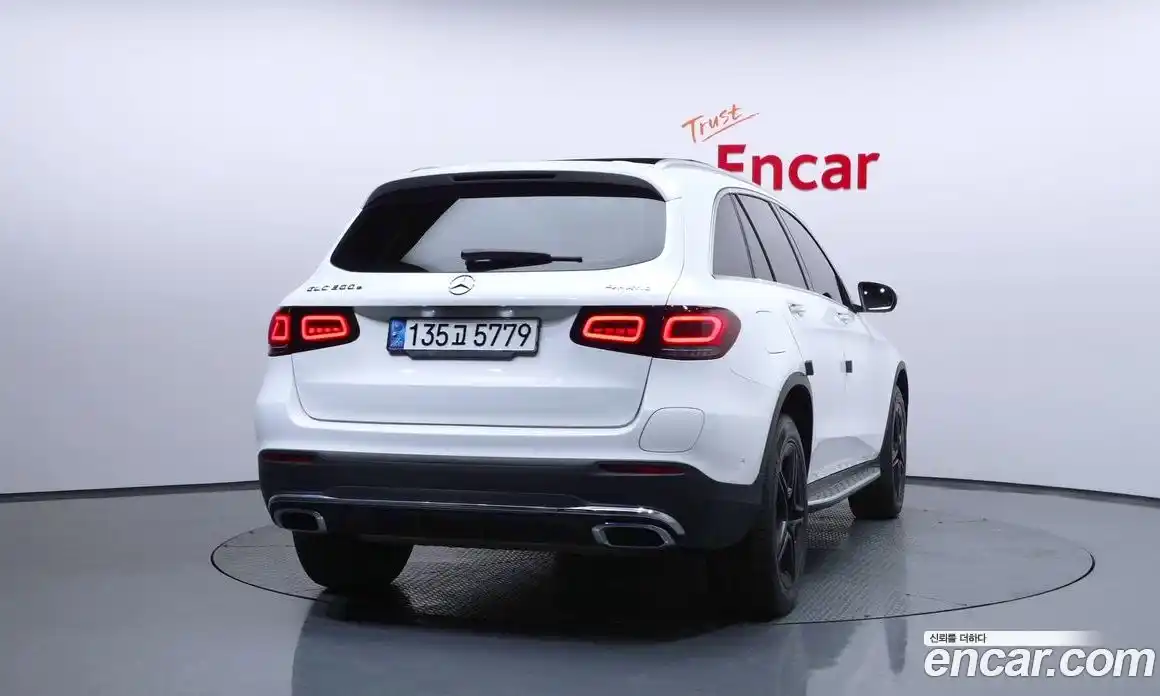Mercedes-Benz GLC-Class 2022 2.0 гидро, фото 4 Mercedes-Benz GLC-Class 2022 2.0 гидро, фото 4