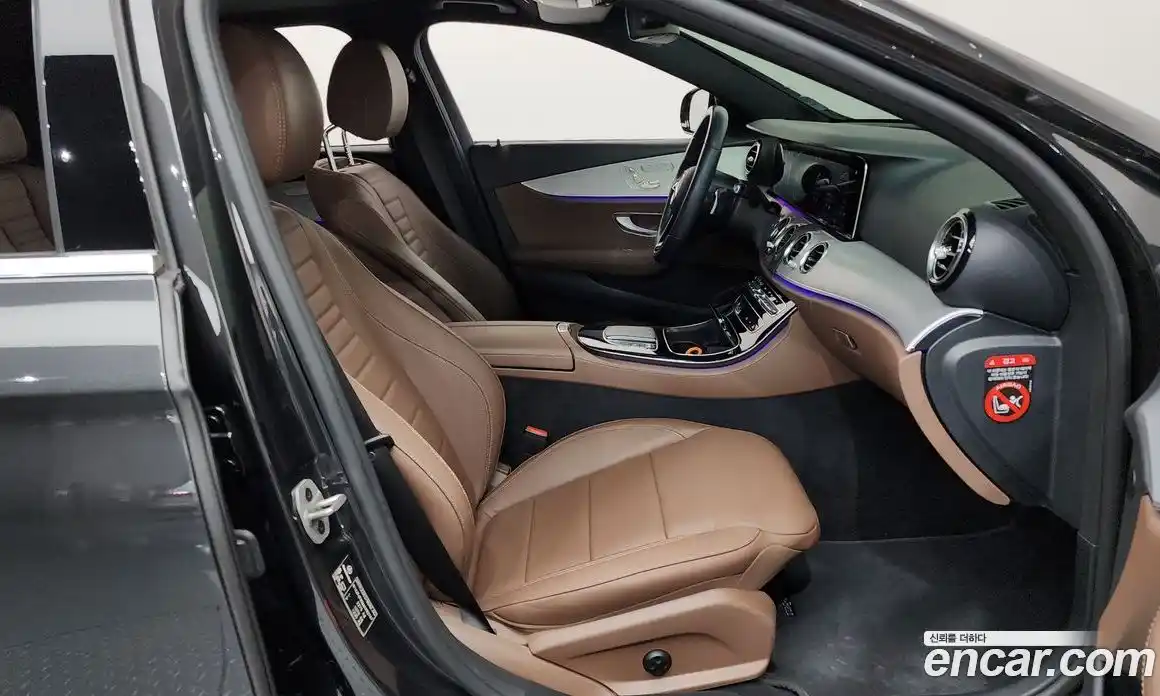 Mercedes-Benz E-Class 2021 2.0 автомат (гидро), фото 16