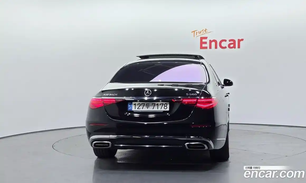 Mercedes-Benz S-Class 2022 4.0 автомат (гидро), фото 4