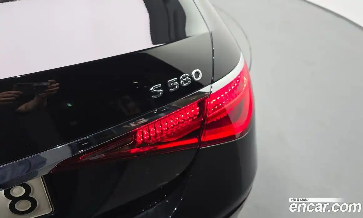 Mercedes-Benz S-Class 2022 4.0 автомат (гидро), фото 9