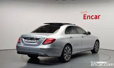 Mercedes-Benz E-Class 2017 3.0 автомат (гидро), миниатюра 2