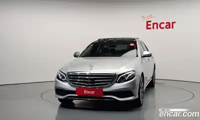 Mercedes-Benz E-Class 2017 3.0 автомат (гидро), миниатюра 3