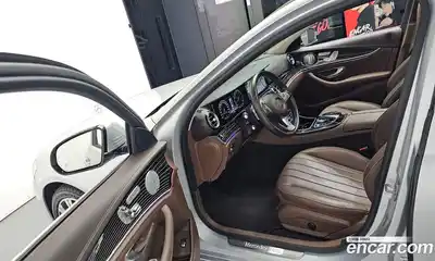 Mercedes-Benz E-Class 2017 3.0 автомат (гидро), миниатюра 10