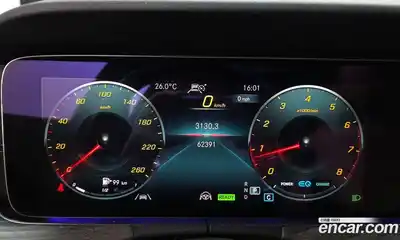 Mercedes-Benz E-Class 2021 2.0 автомат (гидро), миниатюра 11