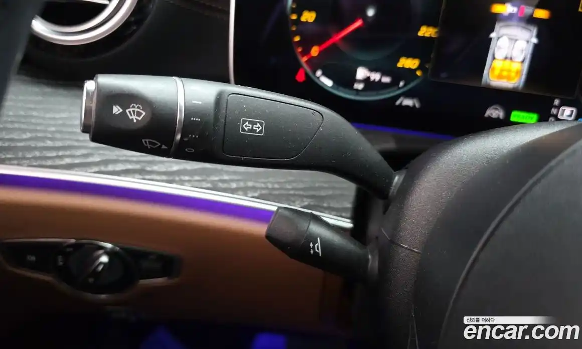 Mercedes-Benz E-Class 2021 2.0 автомат (гидро), фото 29