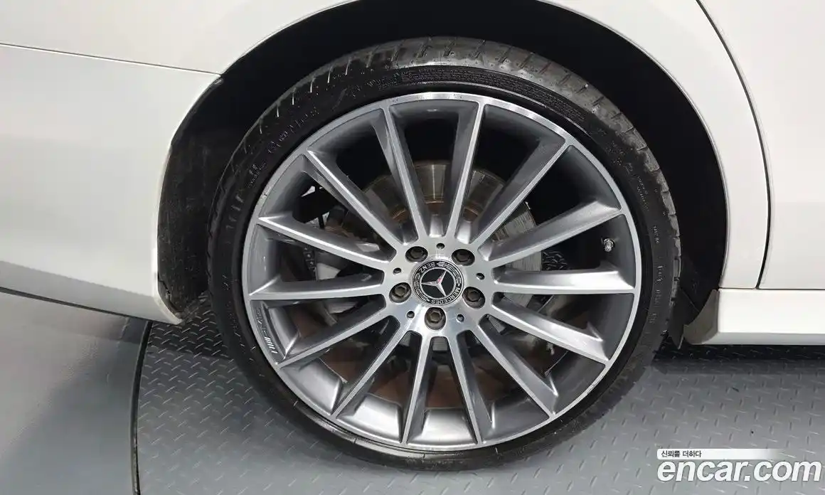 Mercedes-Benz E-Class 2021 2.0 автомат (гидро), фото 5