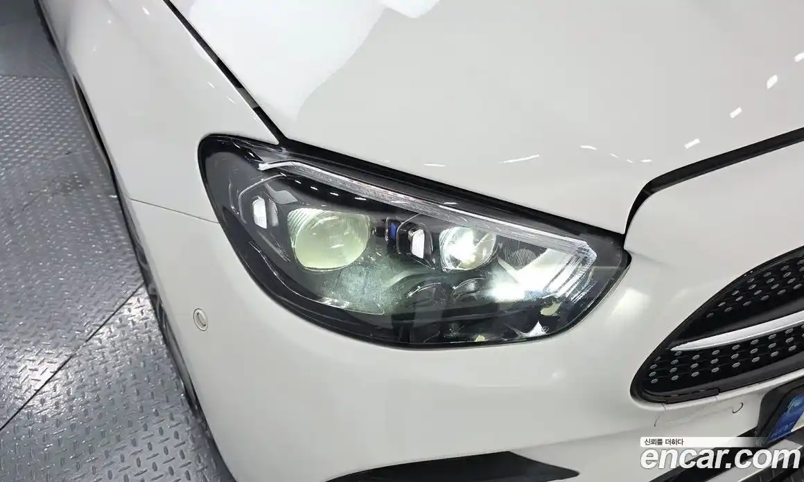Mercedes-Benz E-Class 2021 2.0 автомат (гидро), фото 8