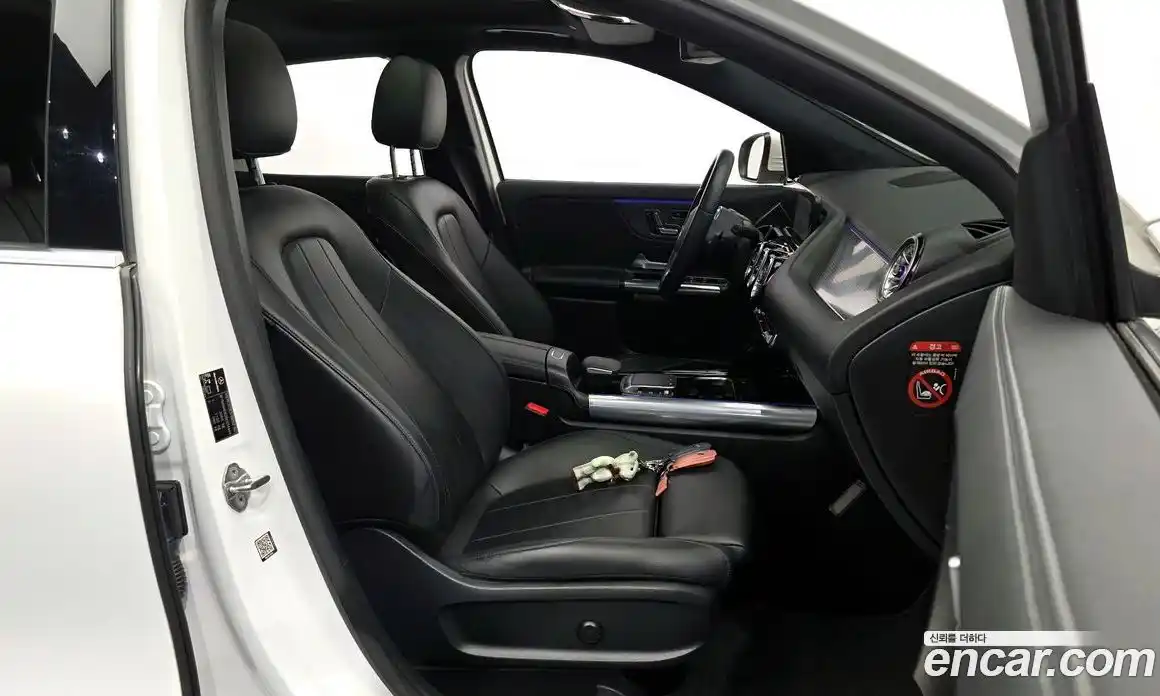 Mercedes-Benz GLA-Class 2021 2.0 гидро, фото 16