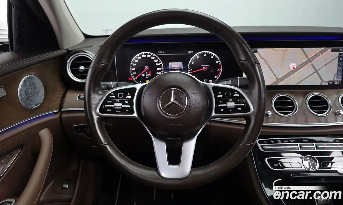 Mercedes-Benz E-Class 2019 2.0 автомат (гидро), фото 13