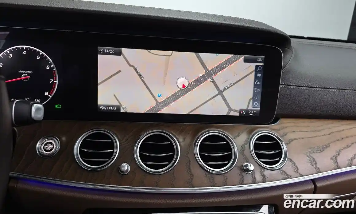 Mercedes-Benz E-Class 2019 2.0 автомат (гидро), фото 14
