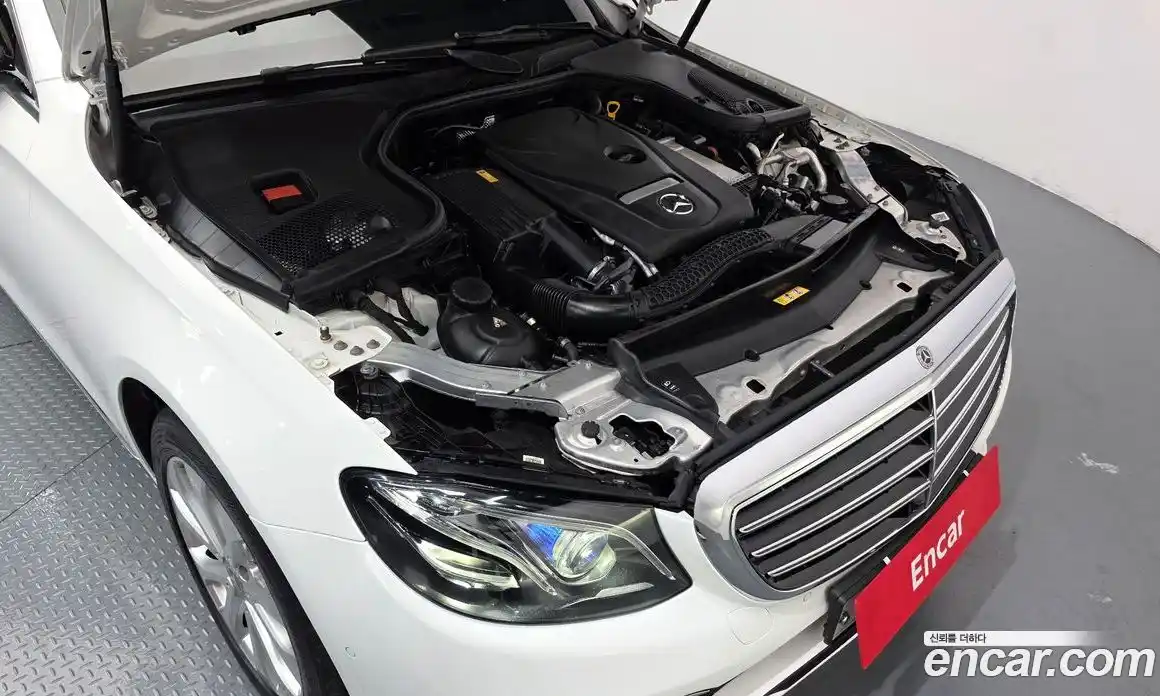 Mercedes-Benz E-Class 2019 2.0 автомат (гидро), фото 6