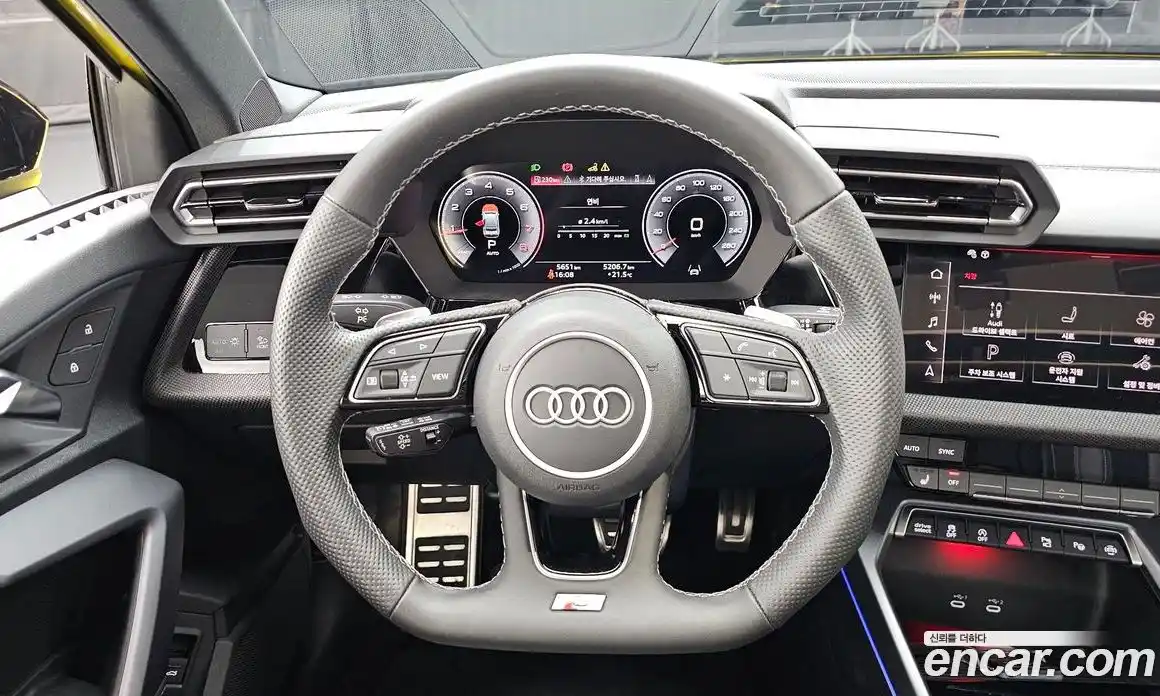 Audi A3 2025 2.0 автомат (гидро), фото 19