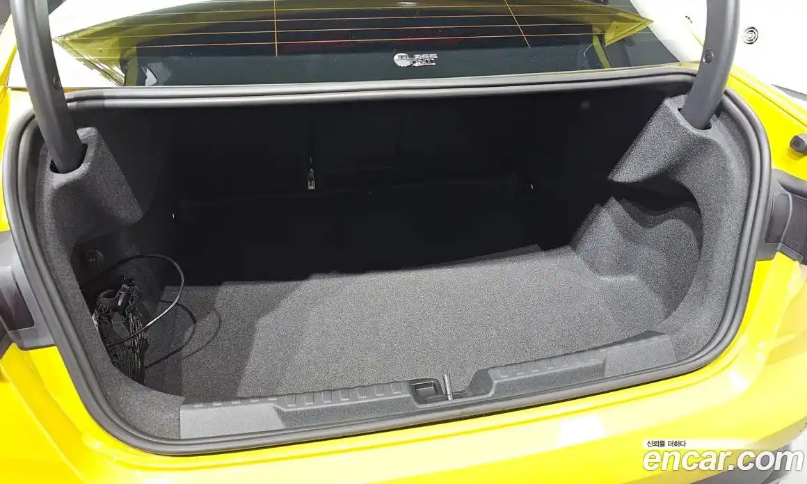 Audi A3 2025 2.0 автомат (гидро), фото 30