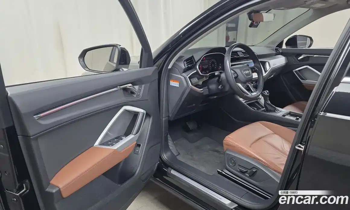 Audi Q3 2023 2.0 автомат (гидро), фото 13
