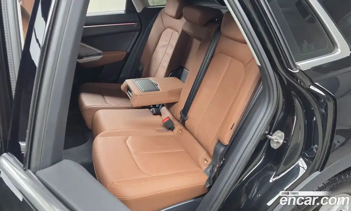 Audi Q3 2023 2.0 автомат (гидро), фото 18