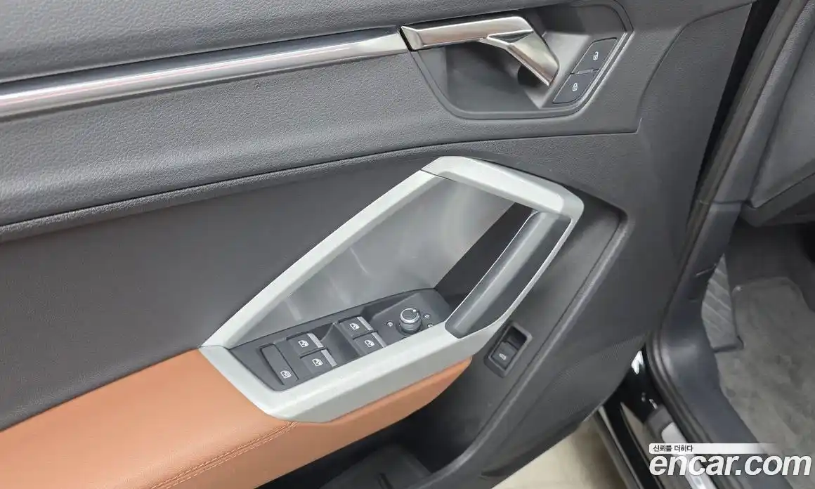 Audi Q3 2023 2.0 автомат (гидро), фото 27