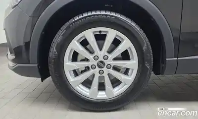Audi Q3 2023 2.0 автомат (гидро), миниатюра 5