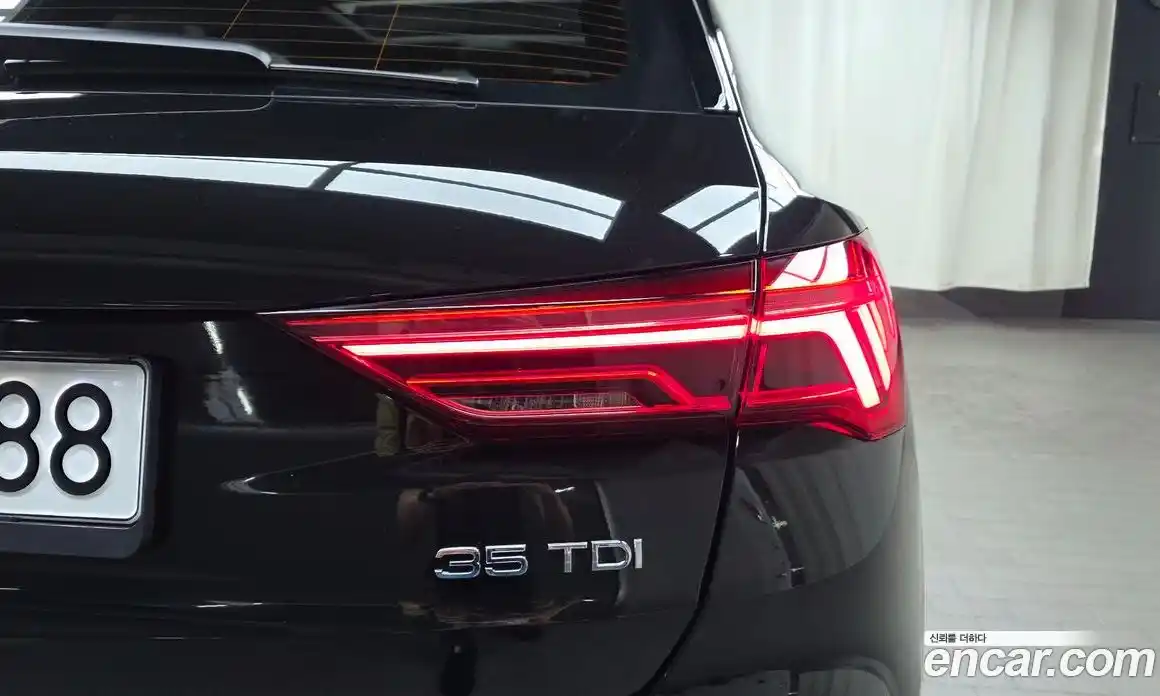 Audi Q3 2023 2.0 автомат (гидро), фото 9