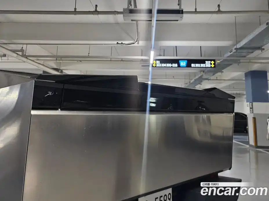 Tesla Cybertruck 2025 гидро, фото 15